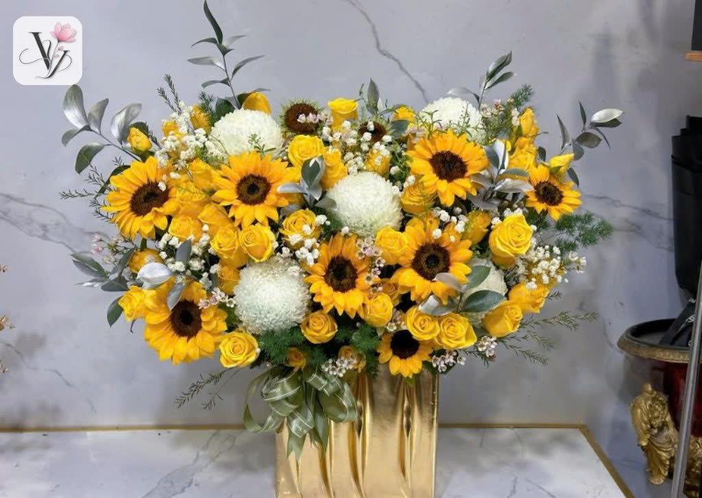 🌻 Bí Quyết Chăm Sóc Hoa Hướng Dương Tươi Lâu, Rực Rỡ Cùng Vy Floral