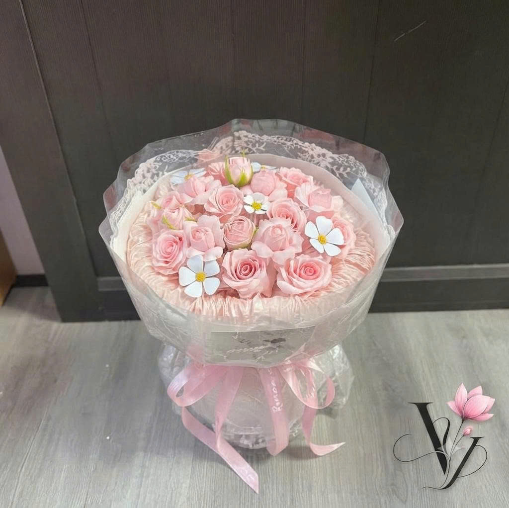 Bó Hoa Sáp Thơm: Xu Hướng Quà Tặng Bền Đẹp Và Ý Nghĩa Nhất Tại Vy Floral
